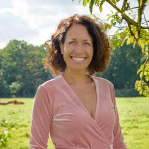 Joan Hoexum